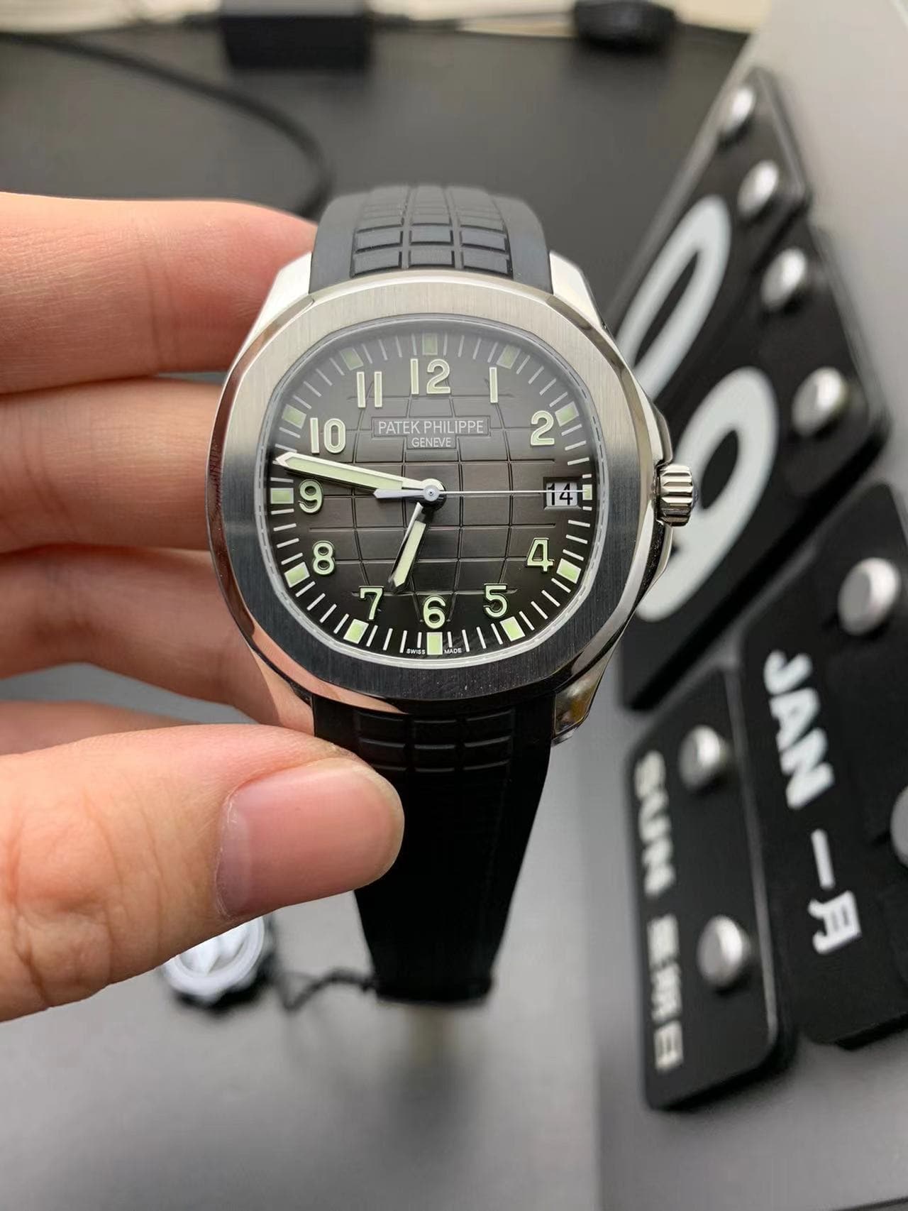 watch listing
