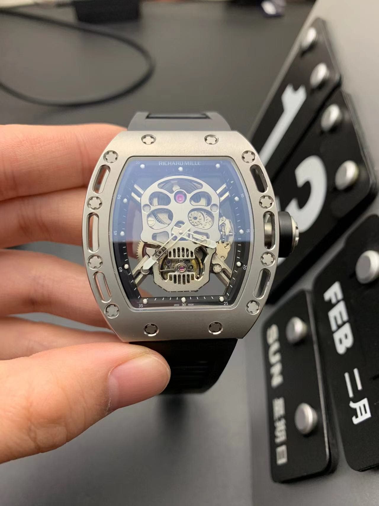 watch listing