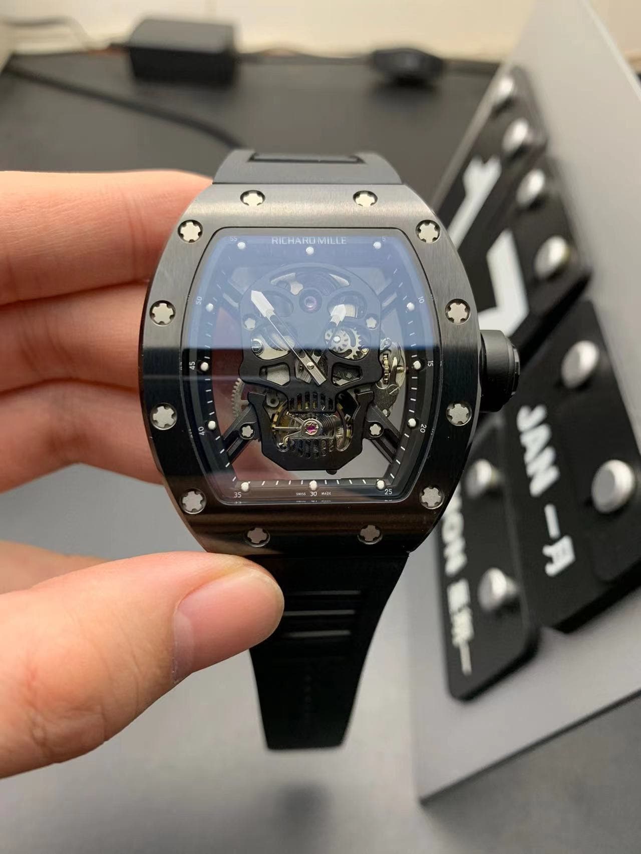 watch listing